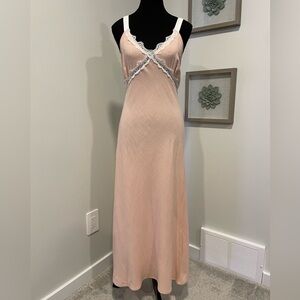 Monteau Linen Blend 90’s Slip Maxi Dress/Nightie with Lace Trim NWT!